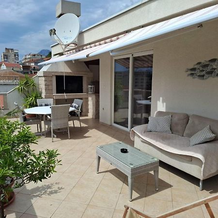 Happy Basset Terrace Apartamento Makarska Exterior foto