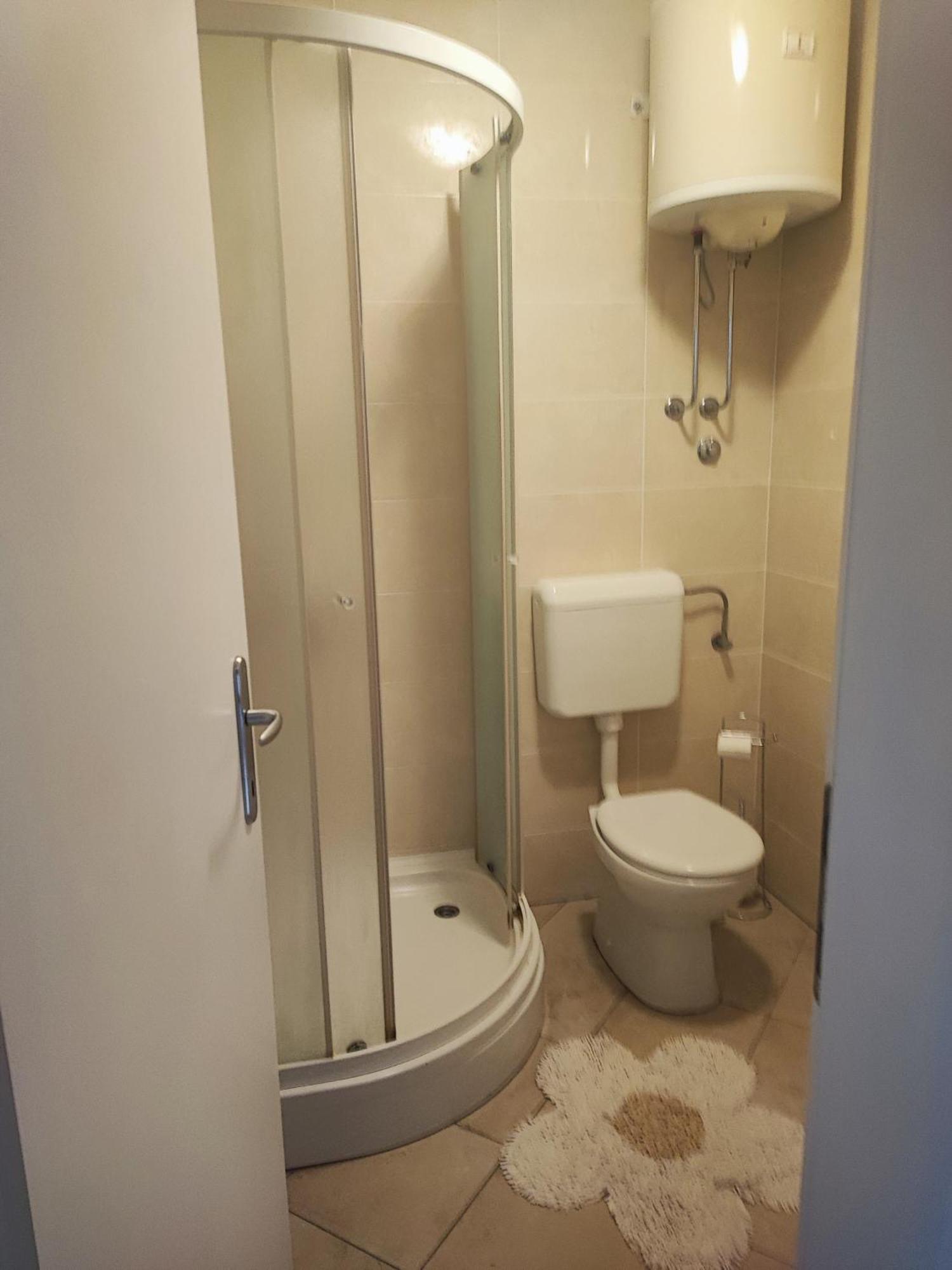 Happy Basset Terrace Apartamento Makarska Exterior foto