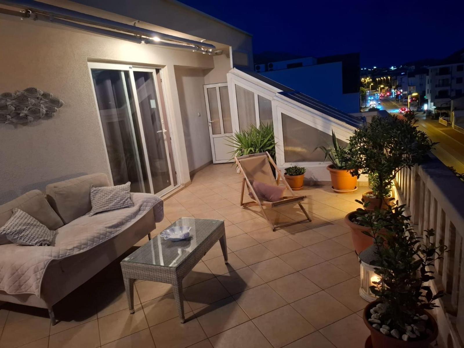 Happy Basset Terrace Apartamento Makarska Exterior foto
